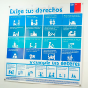 Carta de Derechos y Deberes del Paciente Ley 20.584 en PVC con acabado brillante.